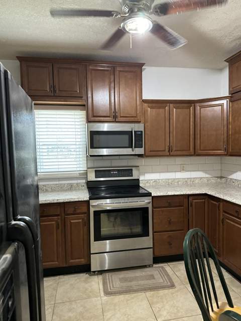 701 SW 8th Avenue, Delray Beach FL - photo 9 of 30