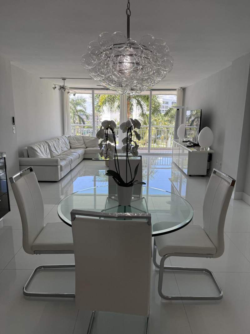 2 bedroom Condominium at 3546 S Ocean Boulevard #418, Barclay Condo, South Palm Beach — photo 3