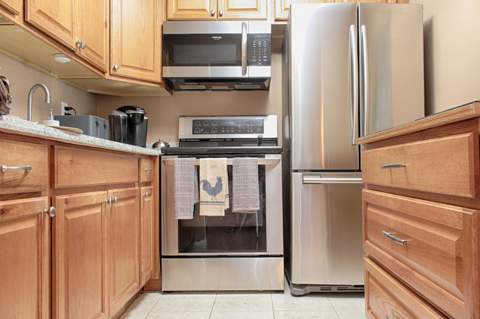 880 Horizons #102, Boynton Beach FL - photo 9 of 36