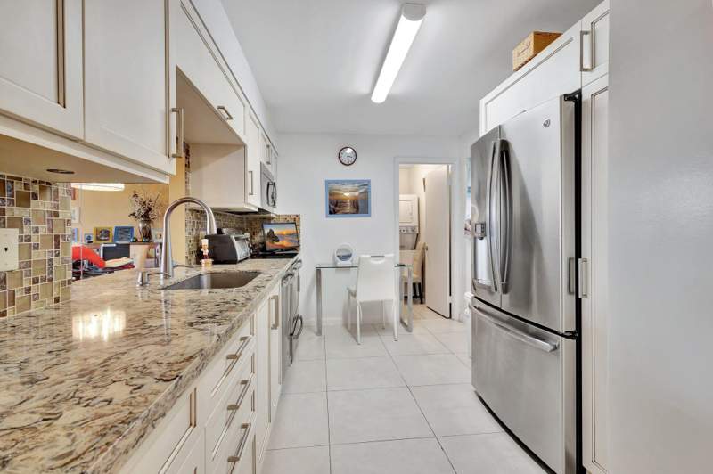 2 bedroom Condominium at 6461 NW 2nd Avenue #512, Boca Teeca, Boca Raton — photo 4