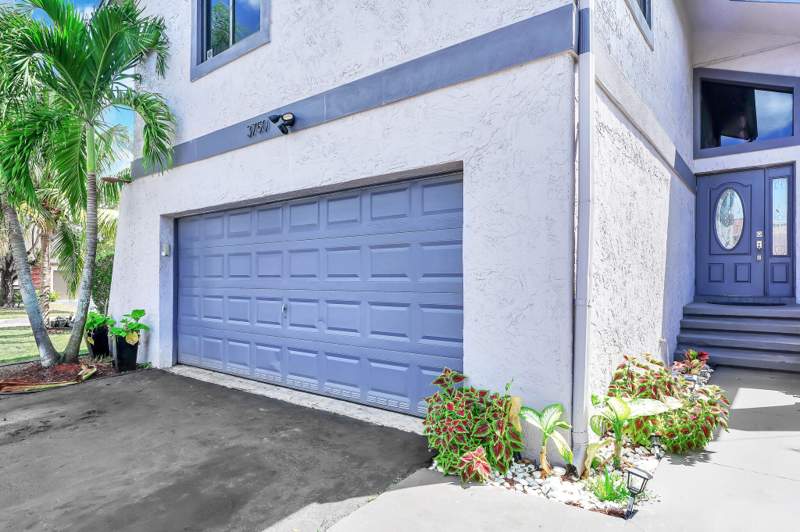 3 bedroom Single Family Residence at 3750 NW 73rd Way, Crossings No 2, Coral Springs — photo 5