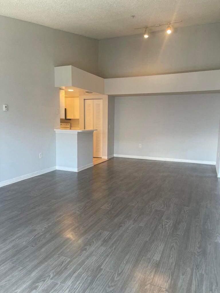 3 bedroom Condominium at 4197 N Haverhill Road #212, Grand Isles Condo, West Palm Beach — photo 4