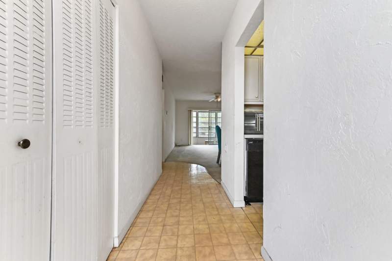 2 bedroom Condominium at 4321 NW 16th Street #C302, Lauderhill East, Lauderhill — photo 5