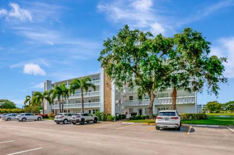 2043 Cambridge C, Deerfield Beach FL - photo 20 of 75