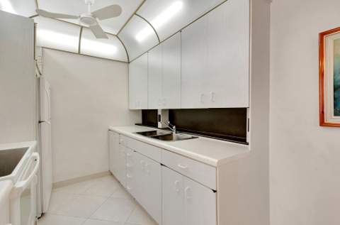 2043 Cambridge C, Deerfield Beach FL - photo 9 of 75