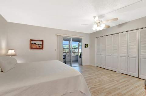 2043 Cambridge C, Deerfield Beach FL - photo 14 of 75