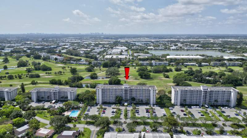 1 bedroom Condominium at 3050 N Palm Aire Drive #505, No 8 Palm-Aire Country Club, Pompano Beach — photo 4