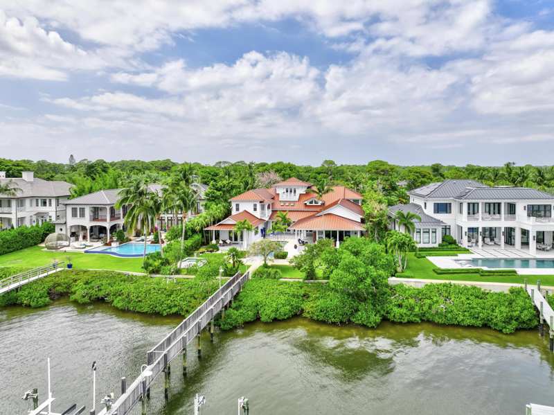 5 bedroom Single Family Residence at 5270 Pennock Point Road, Pennock Point, Jupiter — photo 1