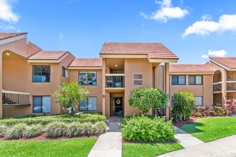 11255 Green Lake Drive #203, Boynton Beach FL - photo 6 of 36