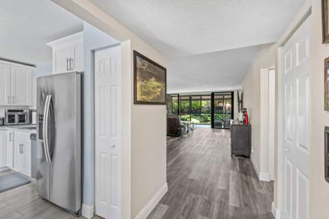 11255 Green Lake Drive #203, Boynton Beach FL - photo 16 of 36