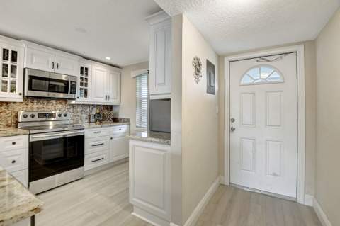 9810 Marina Boulevard #1120, Boca Raton FL - photo 6 of 29
