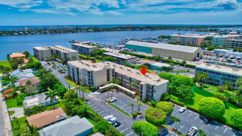 2 bedroom Condominium at 890 N Federal Highway #206, Hidden Harbour Of The Palm Beaches Condo, Lantana — photo 1