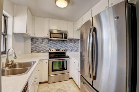 890 N Federal Highway #206, Lantana FL - photo 6 of 37