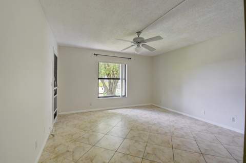 890 N Federal Highway #206, Lantana FL - photo 17 of 37