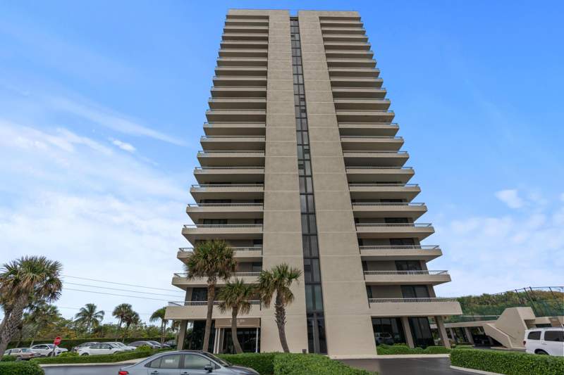 2 bedroom Condominium at 5550 N Ocean Drive #5c, Water Glades Condo, Singer Island — photo 3