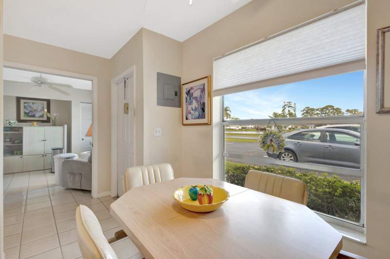 2 bedroom Villa at 5200 Privet B Place #B, Bridgeview Condo, Delray Beach — photo 4