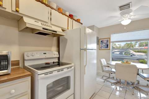 5200 Privet B Place #B, Delray Beach FL - photo 6 of 27