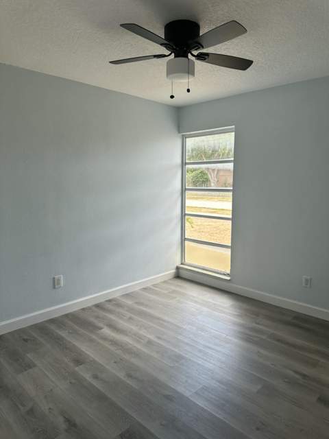 201 NE Solida Circle, Port St. Lucie FL - photo 17 of 19