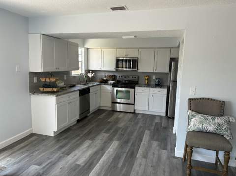 201 NE Solida Circle, Port St. Lucie FL - photo 9 of 19