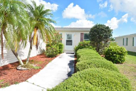 7809 Horned Lark Circle, Port St. Lucie FL - photo 6 of 28