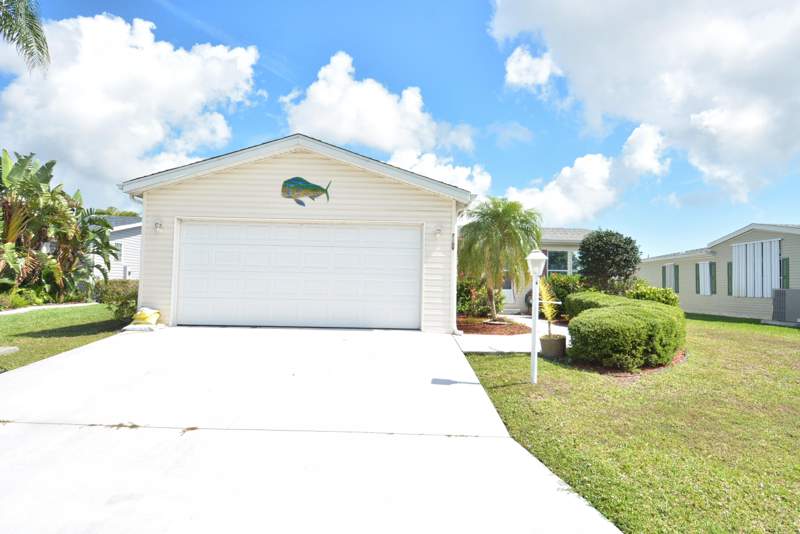 3 bedroom Manufactured Home at 7809 Horned Lark Circle, Eagle'S Retreat At Savanna Club Phase 2, Port St. Lucie — photo 2