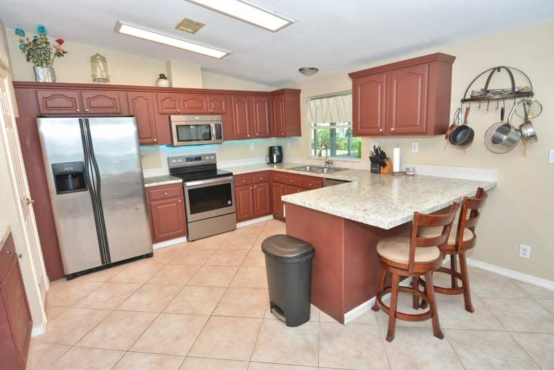 3 bedroom Manufactured Home at 7809 Horned Lark Circle, Eagle'S Retreat At Savanna Club Phase 2, Port St. Lucie — photo 1