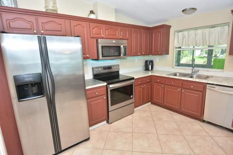 7809 Horned Lark Circle, Port St. Lucie FL - photo 7 of 28