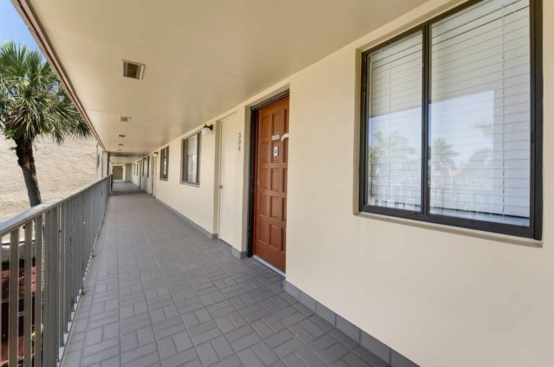 2 bedroom Condominium at 4489 Luxemburg Court #306, Fountains Of Palm Beach, Lake Worth — photo 3