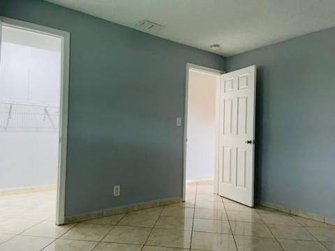 4491 NW 1st Terrace, Deerfield Beach FL - photo 6 of 28