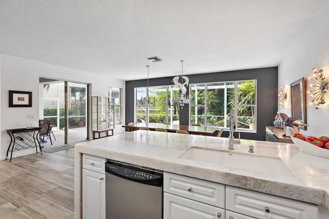 8208 Heritage Club Drive