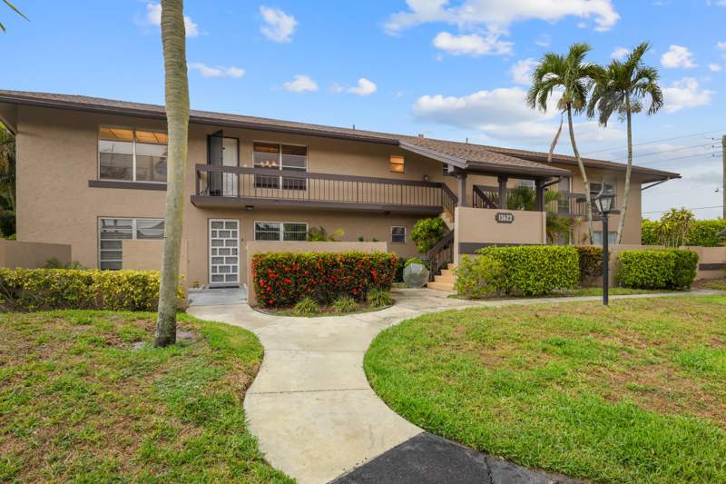 2 bedroom Condominium at 13623 Via Aurora #C, Palm Greens At Villa Del Ray Condo II, Delray Beach — photo 3