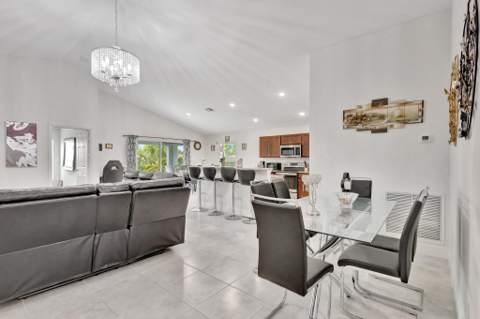 9709 Starboard Drive, Fort Pierce FL - photo 10 of 45