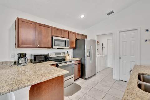 9709 Starboard Drive, Fort Pierce FL - photo 16 of 45