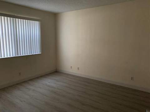 2815 N Course Drive #104, Pompano Beach FL - photo 8 of 22