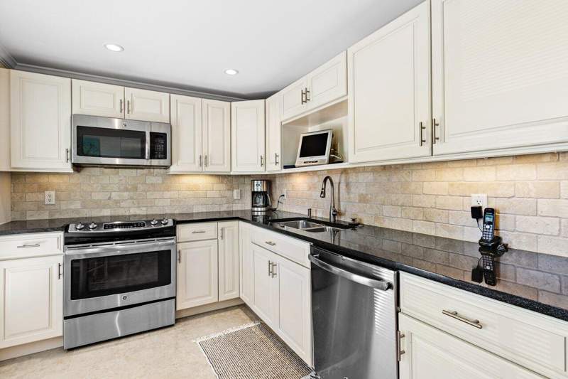2 bedroom Condominium at 4643 Kittiwake Court #Kingfisher N, Quail Ridge, Boynton Beach — photo 4