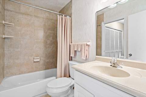 4643 Kittiwake Court #Kingfisher N, Boynton Beach FL - photo 13 of 42
