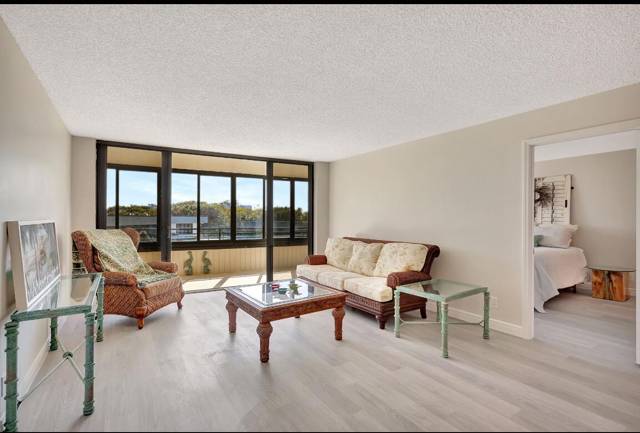 Suntide Condo