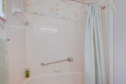 7610 Tahiti Lane #201, Lake Worth FL - photo 18 of 27
