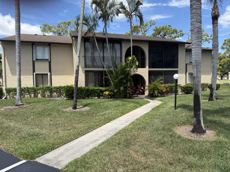 2 bedroom Condominium at 414 Pine Glen Lane #B-1, Pine Ridge South IV, Greenacres — photo 1