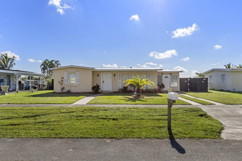 3 bedroom Single Family Residence at 150 Princess Drive, River Park Unit 3 Tract E, Port St. Lucie — photo 3