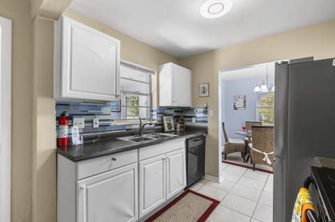 150 Princess Drive, Port St. Lucie FL - photo 20 of 40