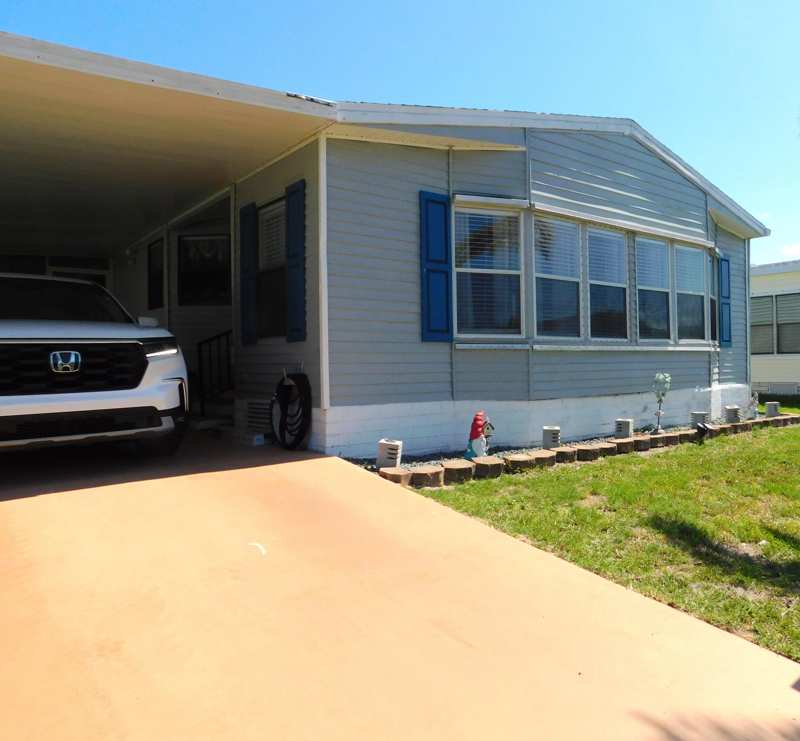 2 bedroom Manufactured Home at 514 Hemingway Terrace, Tropical Isles, Fort Pierce — photo 1