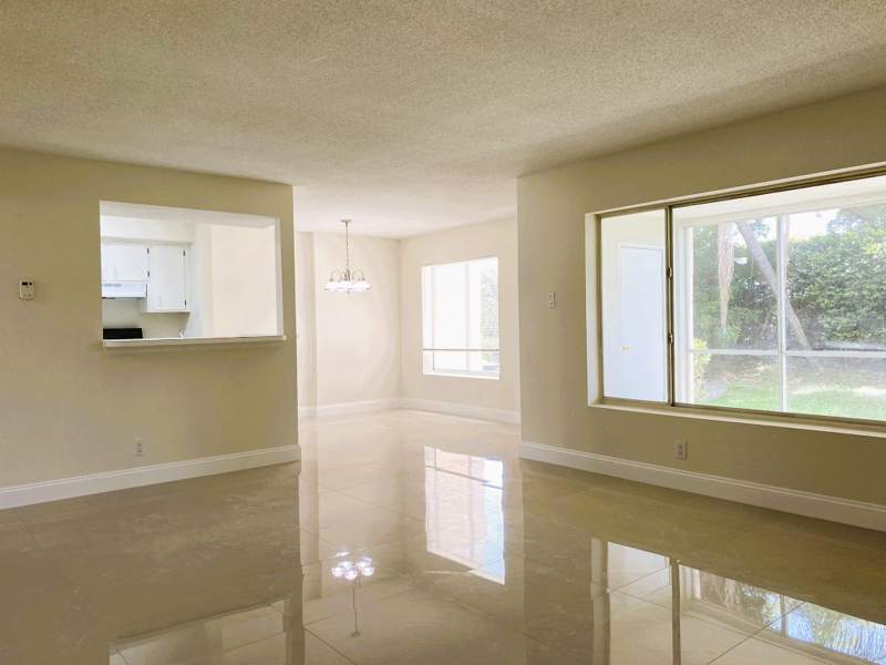 2 bedroom Condominium at 815 W Boynton Beach Boulevard #7-102, Casablanca Isles Condo, Boynton Beach — photo 5