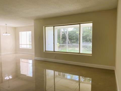 815 W Boynton Beach Boulevard #7-102, Boynton Beach FL - photo 6 of 36