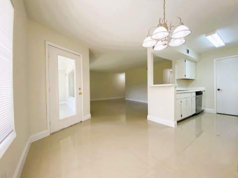 815 W Boynton Beach Boulevard #7-102, Boynton Beach FL - photo 10 of 36