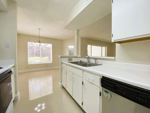 815 W Boynton Beach Boulevard #7-102, Boynton Beach FL - photo 14 of 36