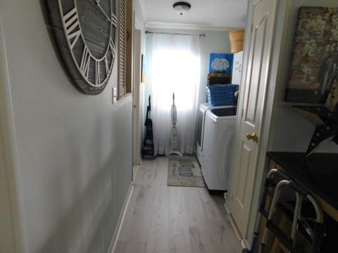 514 Hemingway Terrace, Fort Pierce FL - photo 15 of 17