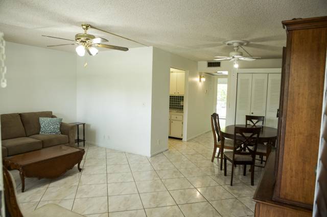 Ivanhoe West At Century Village