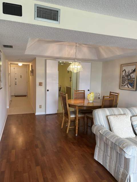 3286 Arcara Way #313, Lake Worth FL - photo 10 of 12