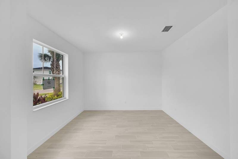 4 bedroom Single Family Residence at 3028 Spanish Cedar Place, Seagrove, Fort Pierce — photo 4